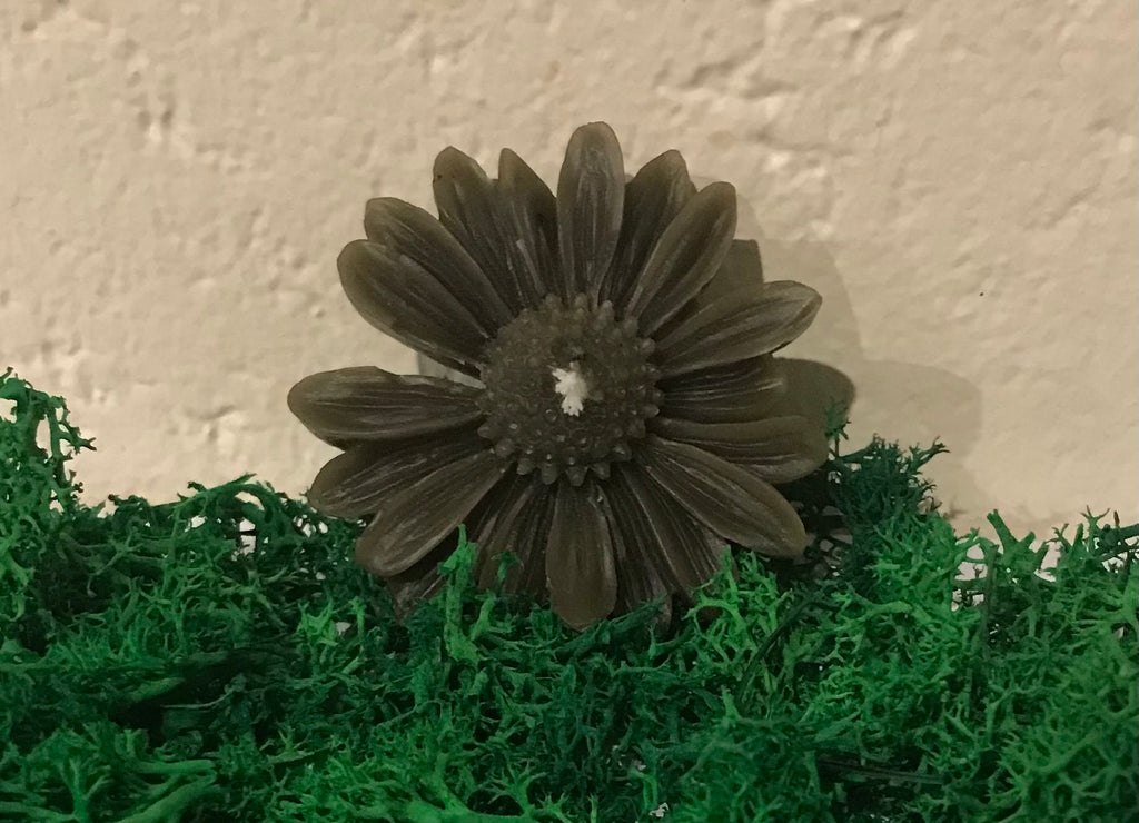 Flower Pure Beeswax Candle (Natural or Charcoal)